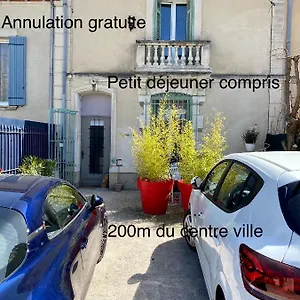 Côté Court Couette-café LʼIsle-sur-la-Sorgue