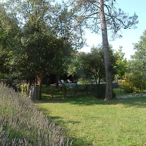 Les Pierres Sauvages Couette-café Besse-sur-Issole